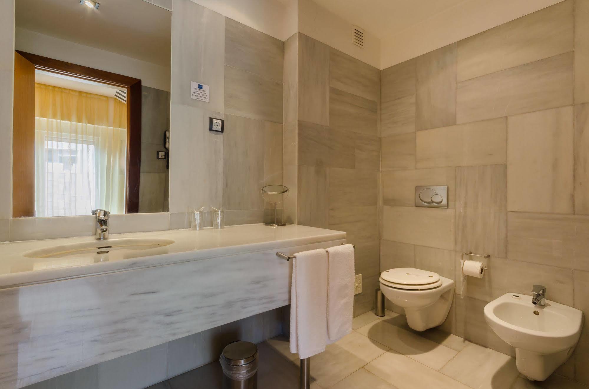 Principe Real 4* Lisbon